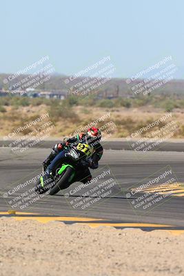 media/Oct-20-2024-CVMA (Sun) [[d4a3dff211]]/Race 3-Amateur Supersport Middleweight/